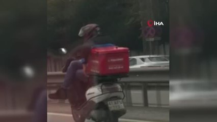 Tuzla'da motosiklette 'bacak bacak üstüne yolculuk' kamerada