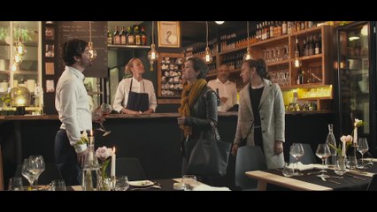 Wine glasses that reproduce the distinctive elements of the sparkling collections