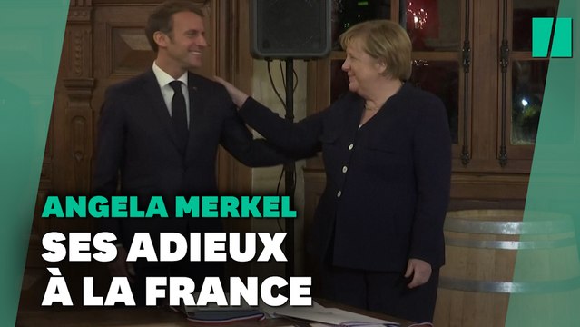 Angela Merkel décorée par Emmanuel Macron de la Grand’Croix de la légion d’honneur