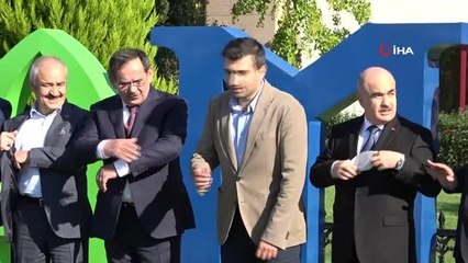 Selçuk Bayraktar: "Tüm gayretlerimiz gençlerimizin geleceği için"