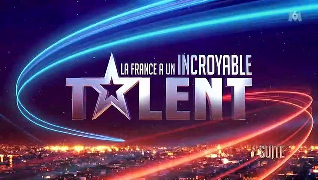Standing ovation pour le Ta gueule de Robert dans Incroyable talent sur M6