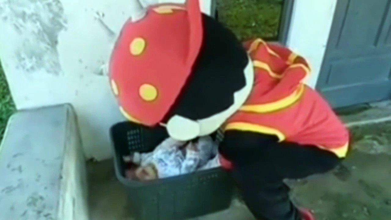 Bayi Hilang Ditemukan Sang Badut