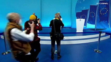 США сворачивают выкуп облигаций, ЕС выжидает