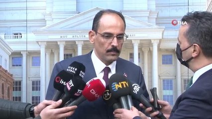 Download Video: Cumhurbaşkanlığı sözcüsü İbrahim Kalın: ('S-400'ler İncirlik'te' iddiası) Bunların aslı astarı yok, bu tür yalan haberler ortaya atılıyor sahte...