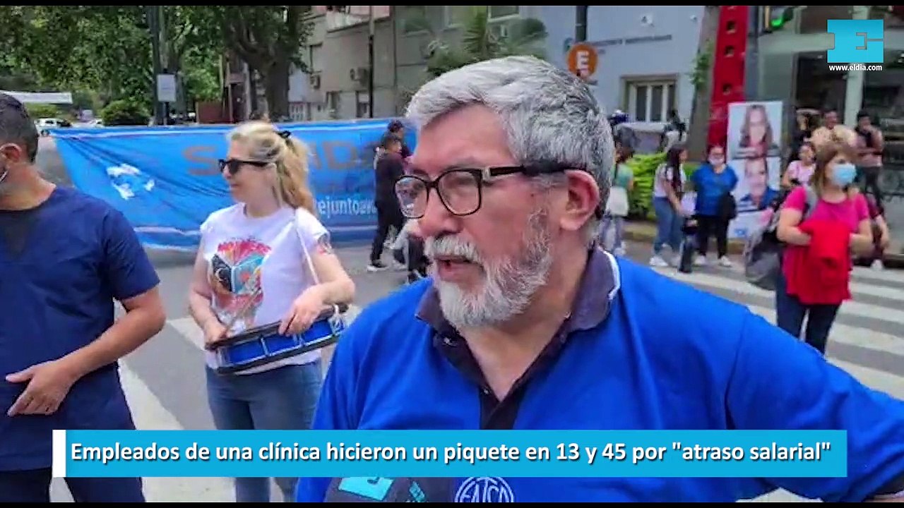Empleados de una clínica hicieron un piquete en 13 y 45 por atraso salarial