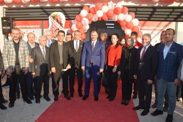 Türk Kızılay Genel Başkanı Kınık, "Sakarya İlk Yardım Eğitim Merkezi" açılışına katıldı