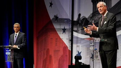 In heavily Democratic New Jersey the governor race is surprisingly close