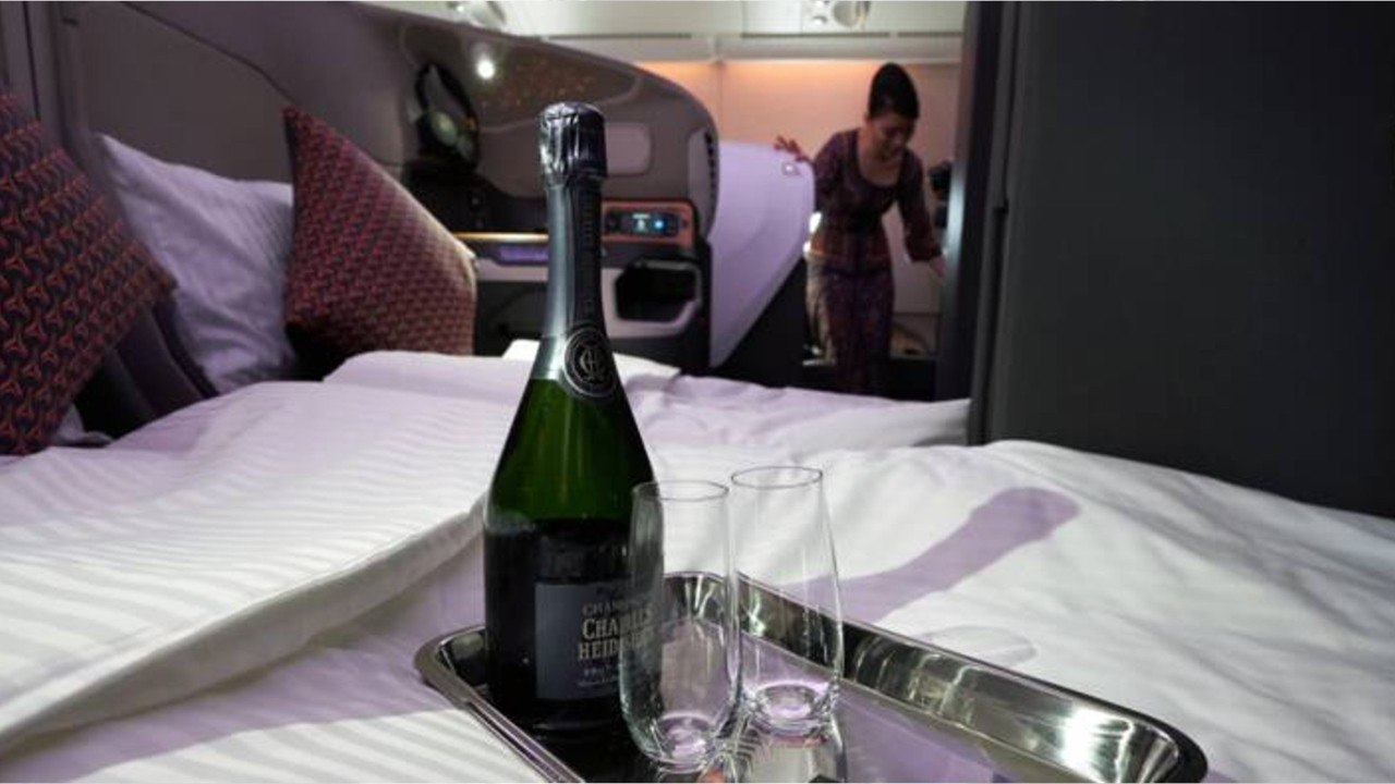 Qu’est-ce que les sièges "première classe secrets" proposés par de plus en plus de compagnies aériennes ?