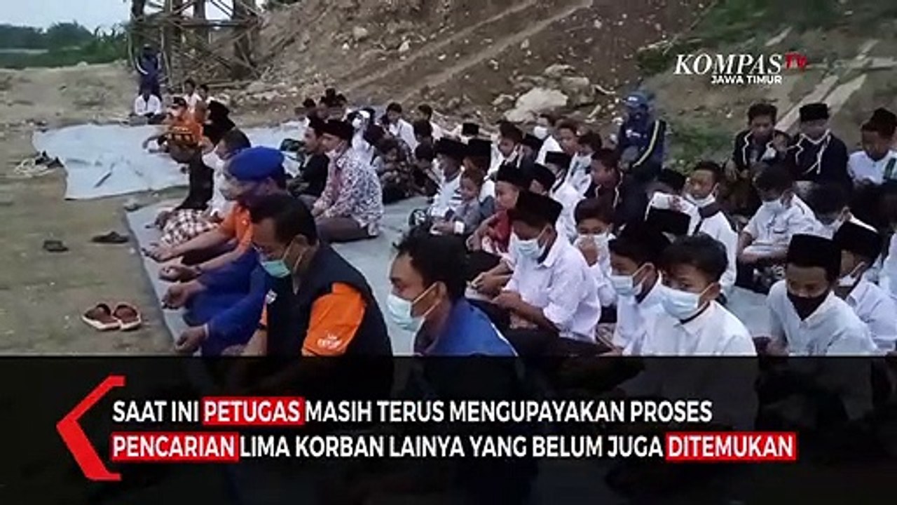 Pencarian Korban Perahu Tenggelam Terkendala Cuaca Buruk
