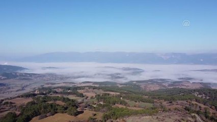 Mudurnu Ovası'nı kaplayan sis havadan görüntülendi