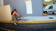 Robo de bicicletas en la zona habitacional de la avenida Valdepeñas, en Zapopan