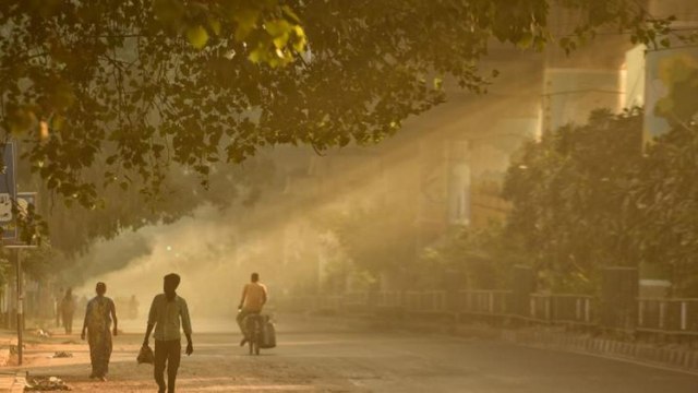 Smog engulfs Delhi, ground report from various areas