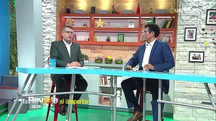 Hinchas de Oriente Petrolero celebran el aniversario 66 de la institución albiverde