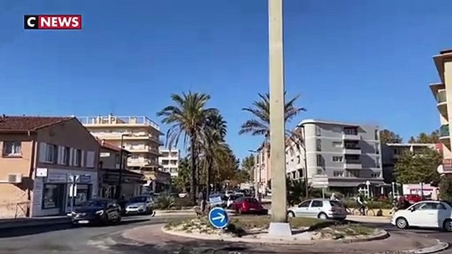 Var: Une vingtaine d'individus tente de dégrader une caméra de vidéoprotection à Fréjus en mettant le feu à un enfin de chantier - Deux personnes interpellées