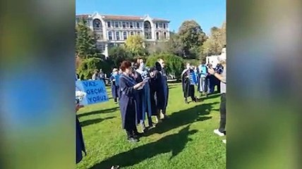 Boğaziçi'ndeki direniş 300 günü geride bıraktı: "Bulu gibi İnci'yi de göndereceğiz"