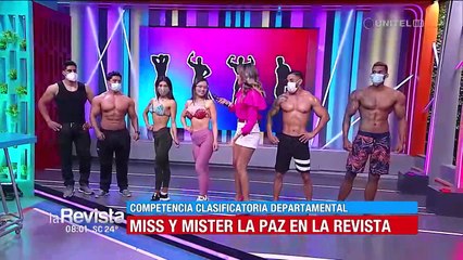 Damas y hombre competidores de físicoculturismo