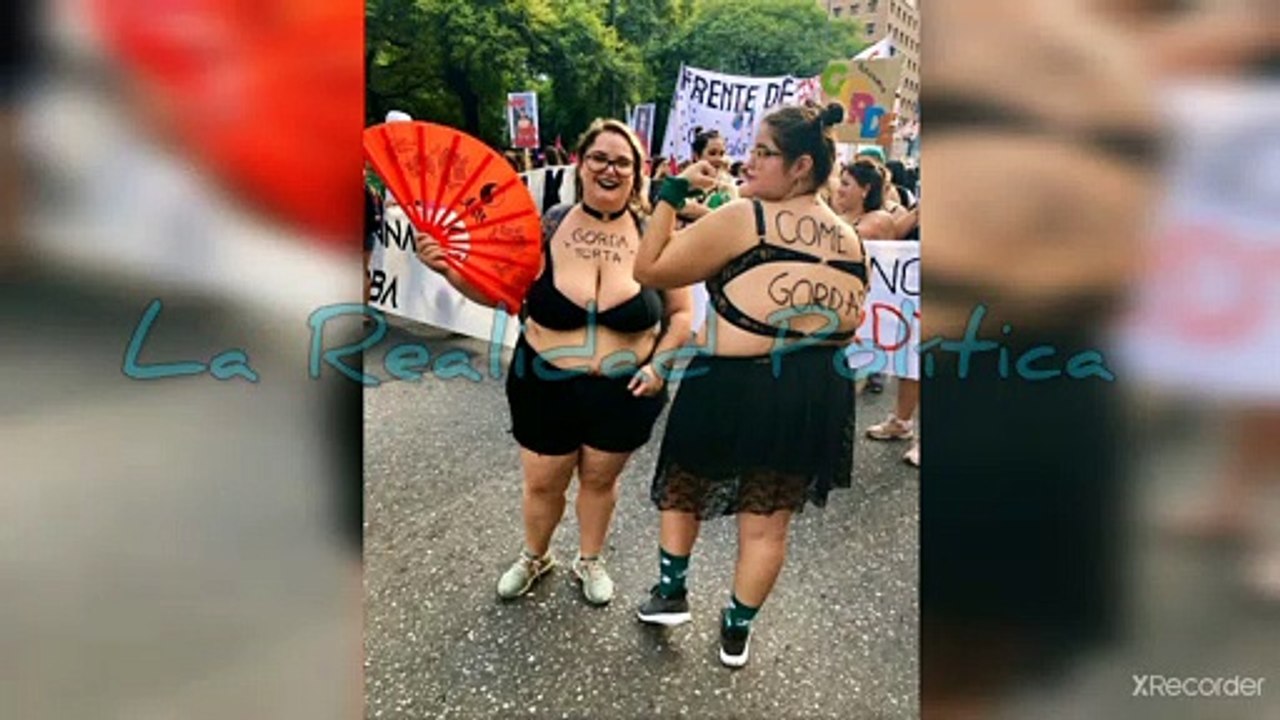 Hemeroteca: Feministas, Animalistas y Tocados... Éste es el avance progresista #11...