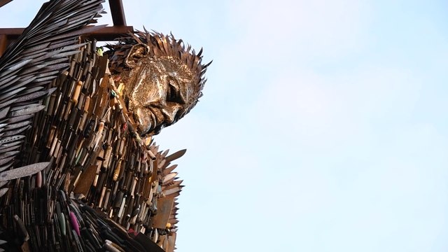Huge 'Knife Angel' arrives in Lancashire