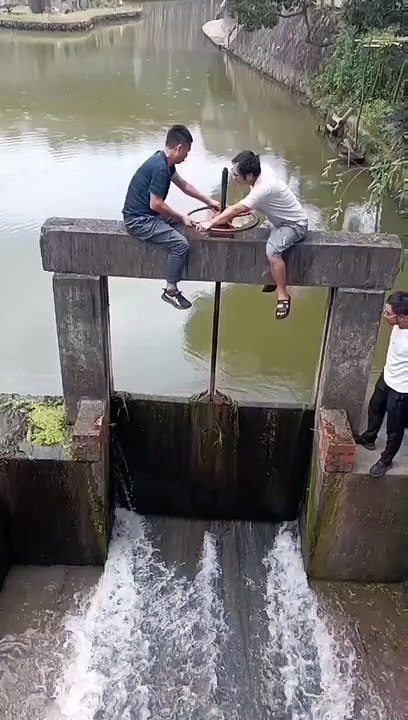 Water door