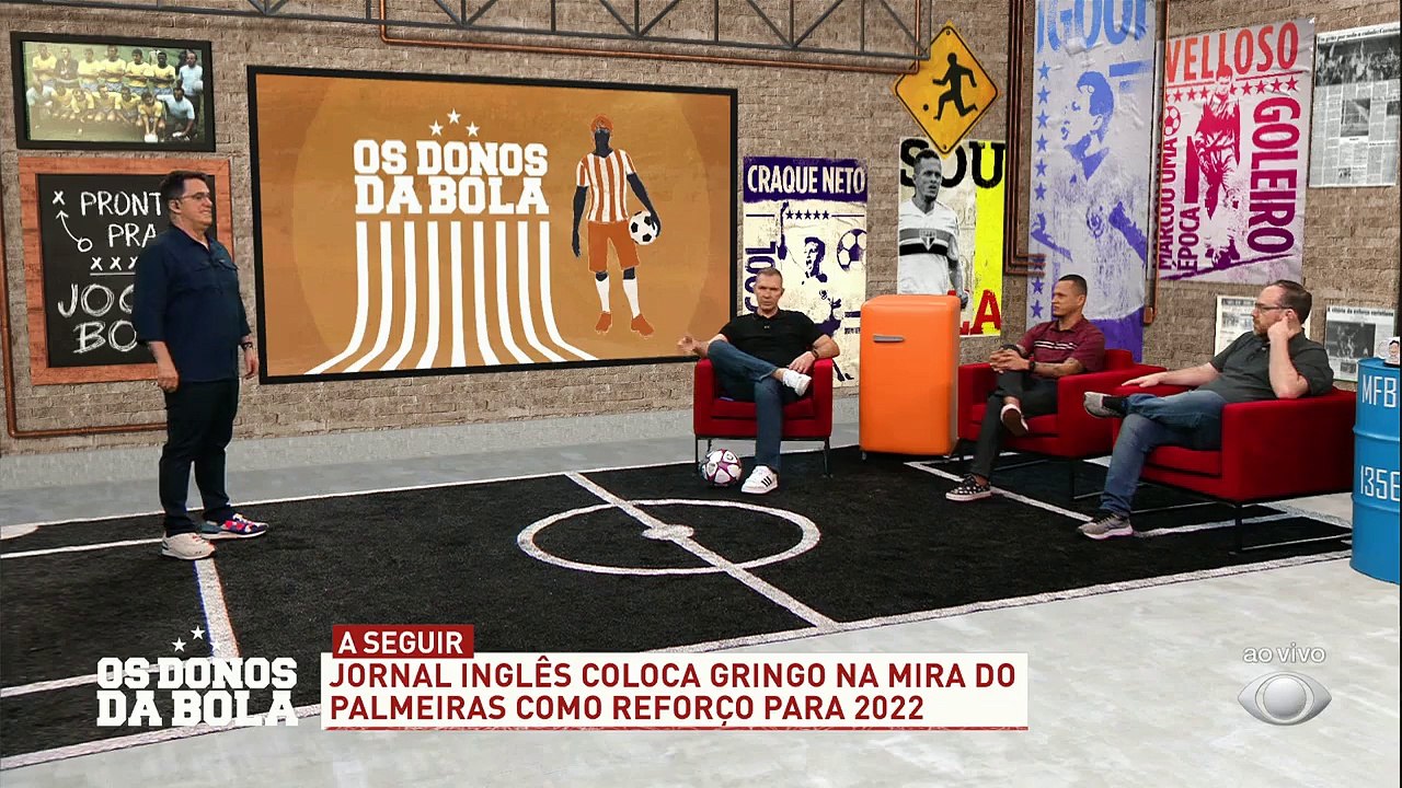 Eitaaaa! Será que o primeiro reforço da futura presidenta Leila Pereira será o centroavante Cavani??? Segundo um jornal inglês, o Verdão foi atrás do uruguaio!#OsDonosDaBola