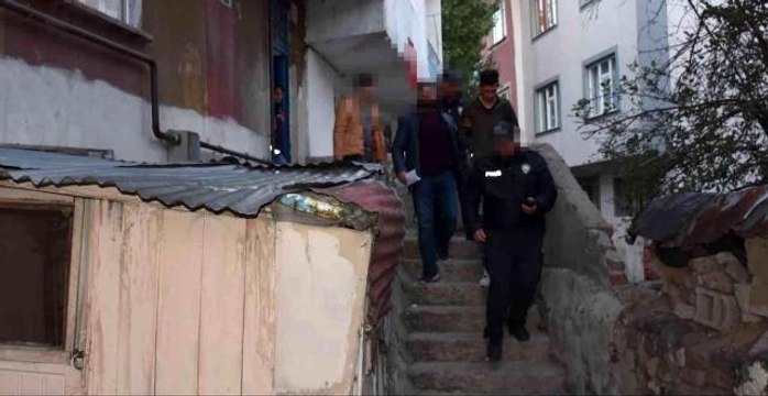 Erzurum'da çeşitli suçlardan aranan 51 şüpheliden 28'i tutuklandı