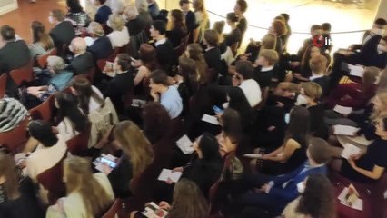 Çekya'da Türk kızı Yıldız'a büyük ödül