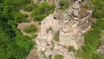 Geçtiğimiz yıl keşfedilen kilisenin içine ilk kez girildi