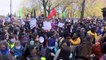 Miles de jóvenes protestan junto a Greta Thunberg contra el "bla bla bla" de la COP26