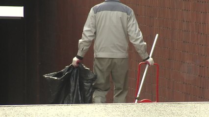 '노인 일자리' 강조하더니..."계약직 악순환에 실업급여도 없어" / YTN