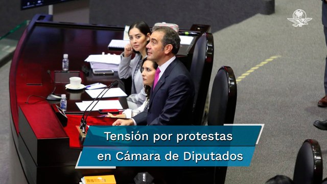 ¡Bájate el sueldo! : recibe Morena a Lorenzo Córdova en comparecencia ante diputados