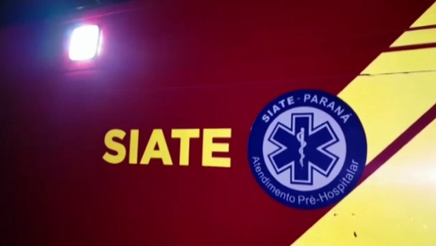 Homem fica ferido após cair de moto na Avenida Brasil