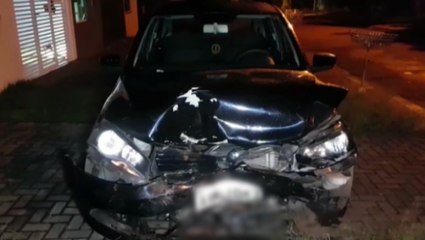 Fiat Strada bate em Gol que estava estacionado no Bairro Alto Alegre e PM é acionada