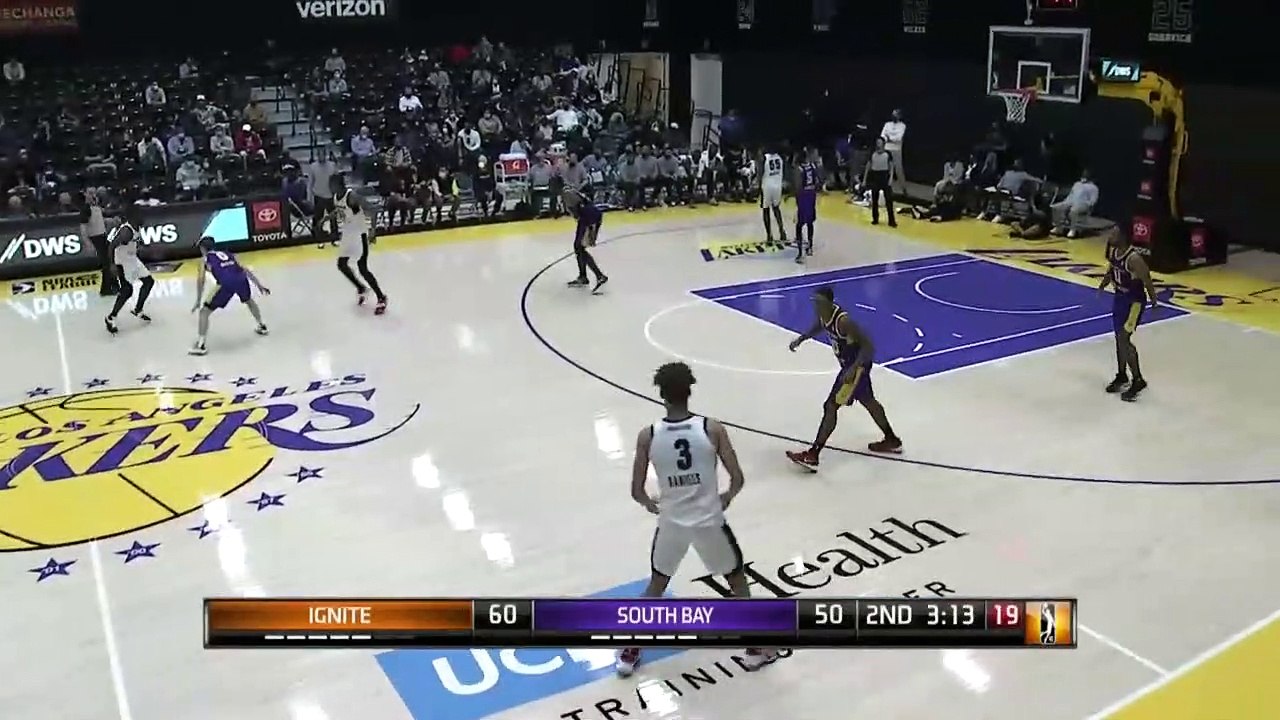 Pooh Jeter (15 points) Highlights vs. South Bay Lakers