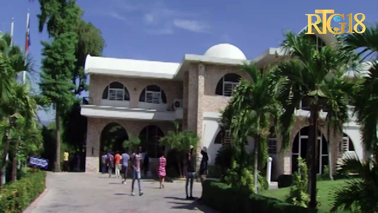 Majistra Wilson Jeudy resevwa petisyon ki chwazi'l kòm prezidan pwovizwa pou vin'n dirije peyi a.