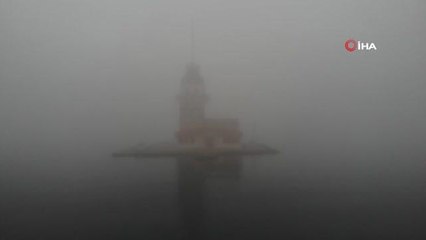 Kız Kulesi'nin sisle ahengi görenleri mest etti