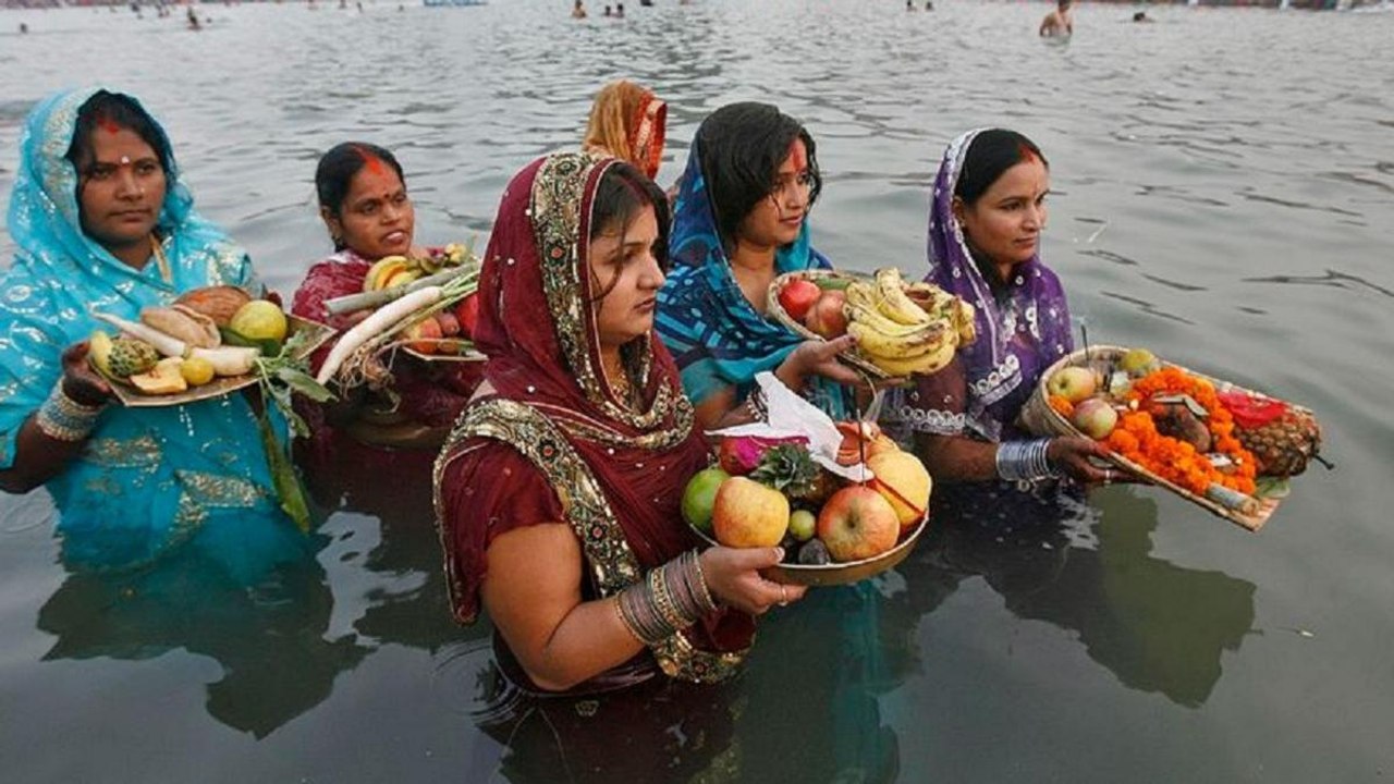 Top News: Delhi govt declared public holiday on Chhath Puja