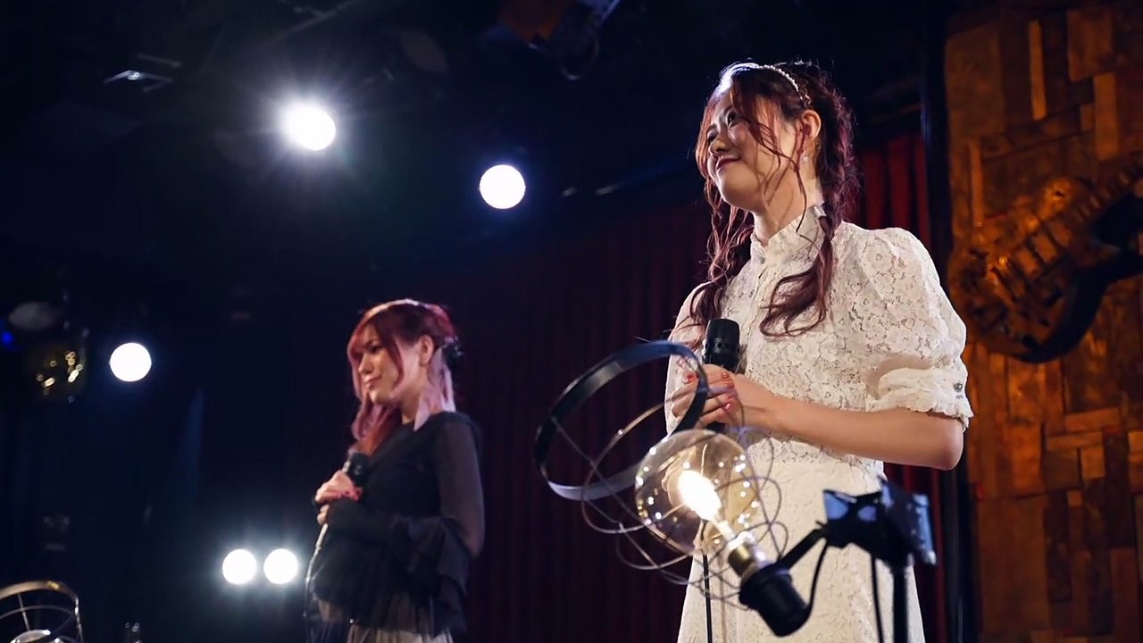 Marina Horiuchi and Machico - A whole new world