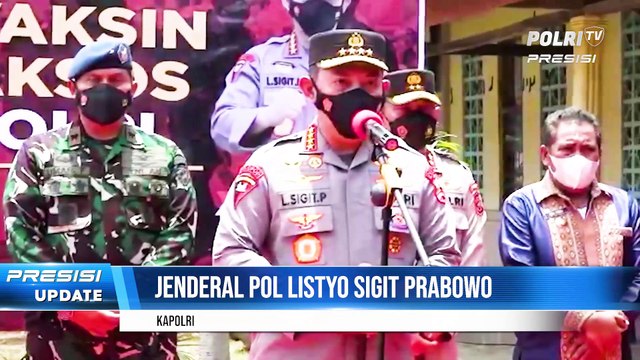 Panglima TNI & Kapolri Tinjau Vaksinasi Massal di Labuan Bajo, NTT