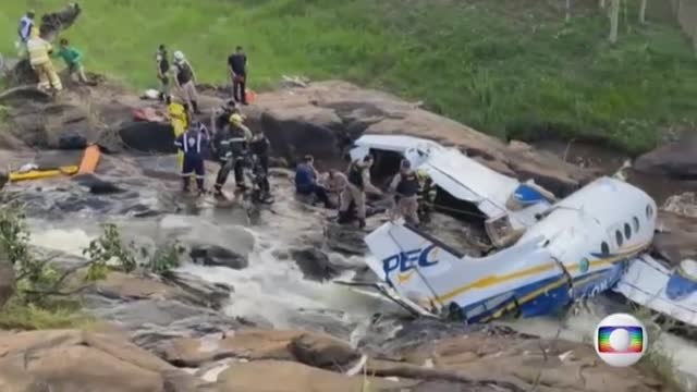 Fallece la cantante brasileña Marília Mendonça al estrellarse la avioneta en la que viajaba