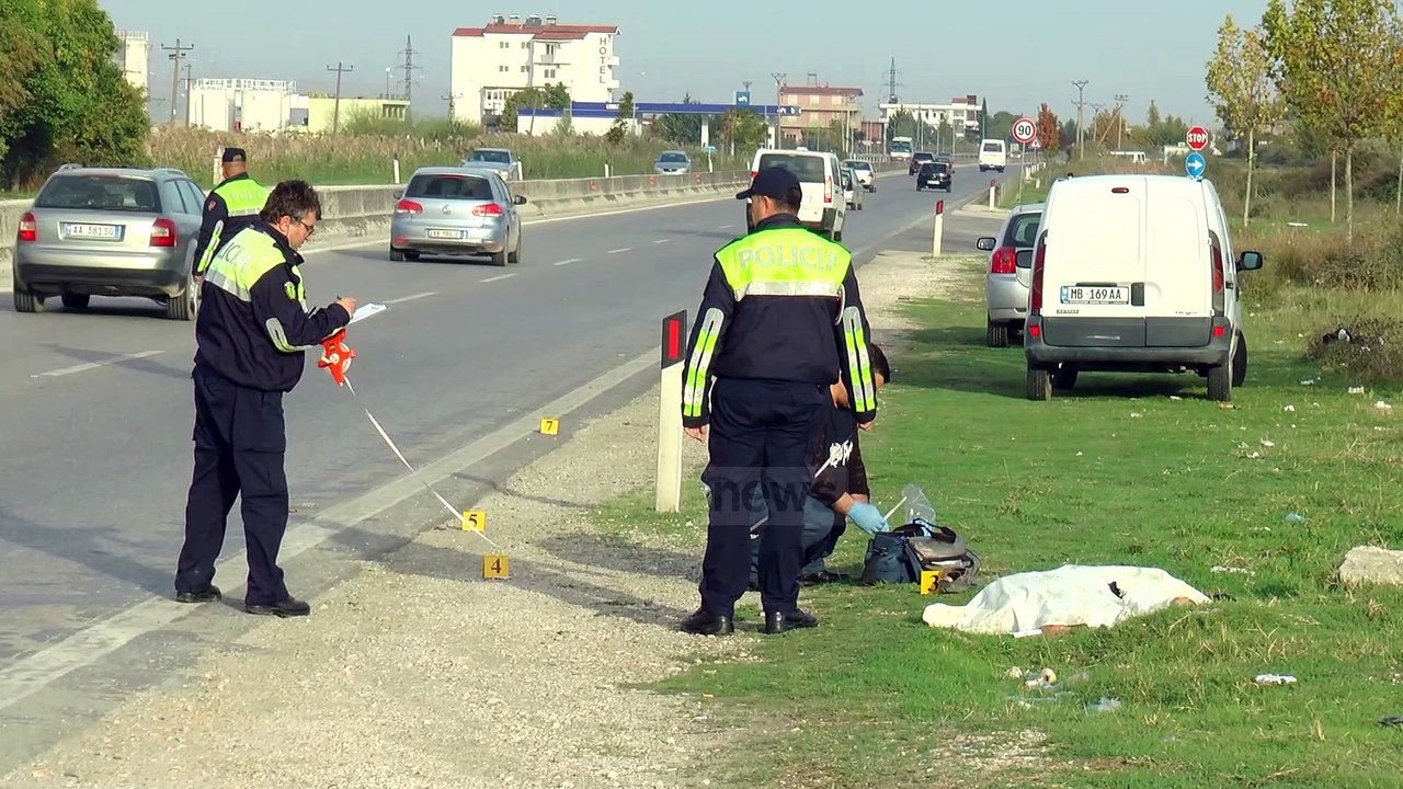 Një 59-vjeçar gjendet i pajetë në rrugë, drejtuesi i automjetit që e përplasi largohet nga vendngjarja