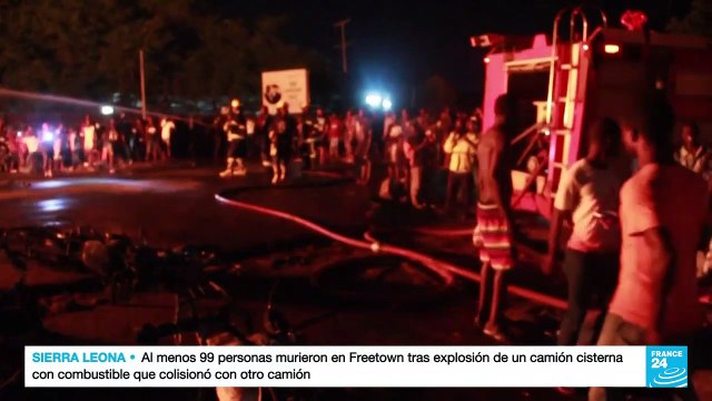 Un camión cisterna cargado de combustible explotó el viernes en Freetown, la capital de Sierra Leona