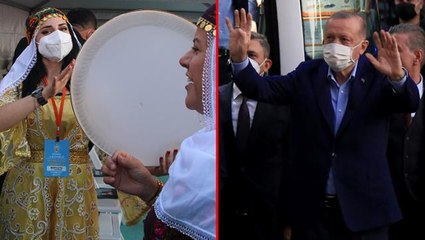 Batmanlı kadınlar, yöresel türküyü Cumhurbaşkanı Erdoğan'a uyarladılar