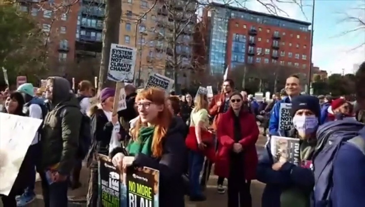 COP26 march in Sheffield - live with David Kessen part 2