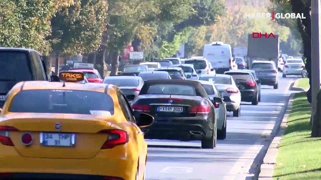 İstanbul’da plakalarıyla dikkat çeken lüks araçlar! 15 gün olunca sayıları sürekli arttı
