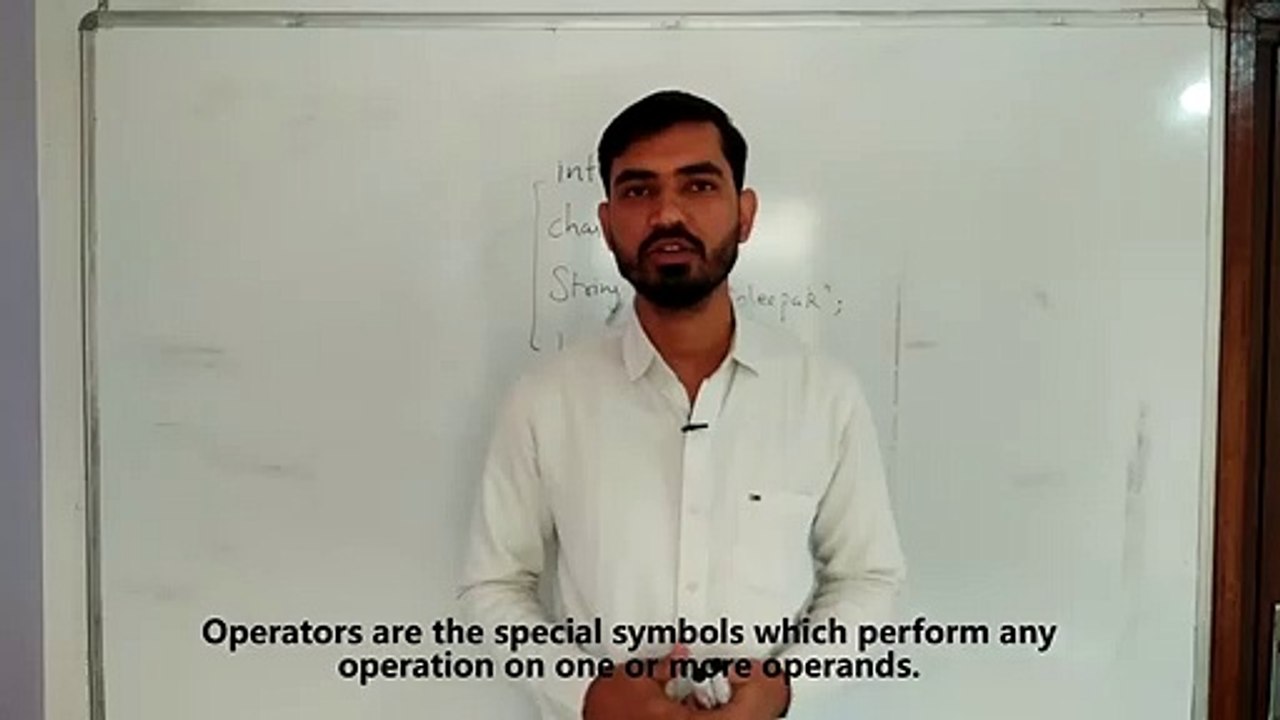 7. Operators, Literals & Keywords in Java by Deepak (Hindi)
