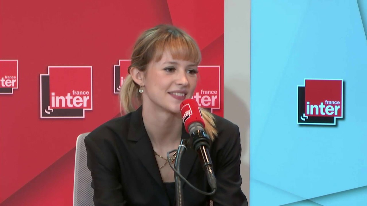 Angèle au micro d'Ali Baddou