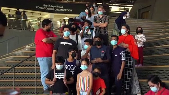 Παιχνίδια από το Squid Game στην Έκθεση του Ντουμπάι