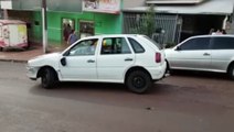 Dois veículos Gol e um Celta se envolvem em colisão na Avenida Corbélia em Cascavel