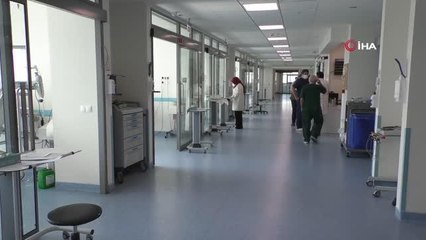 Boğulan çocuğun kalp kapakçığı, 5 yaşındaki Ömer'i hayata bağladı