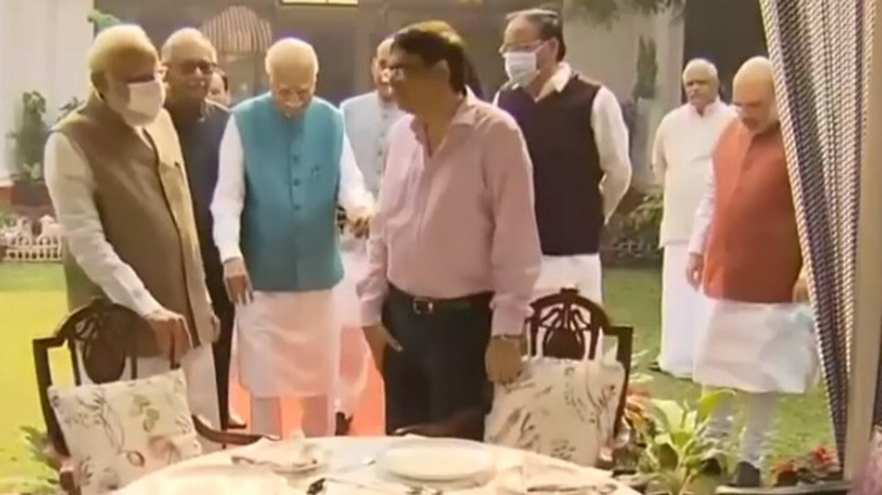 PM Modi reaches LK Advani's residence on his 94th birthday